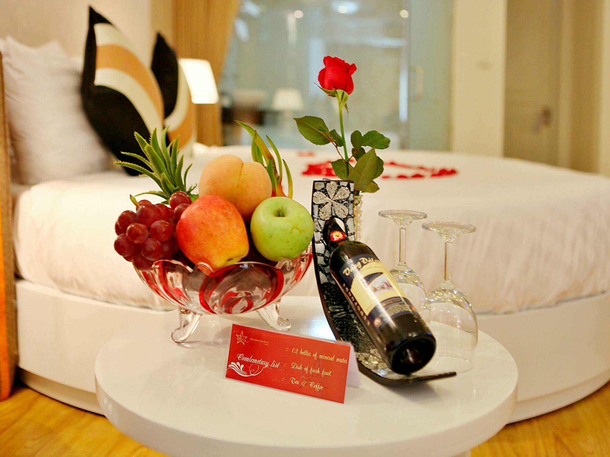 Splendid Star Suites Hotel Ханой Экстерьер фото